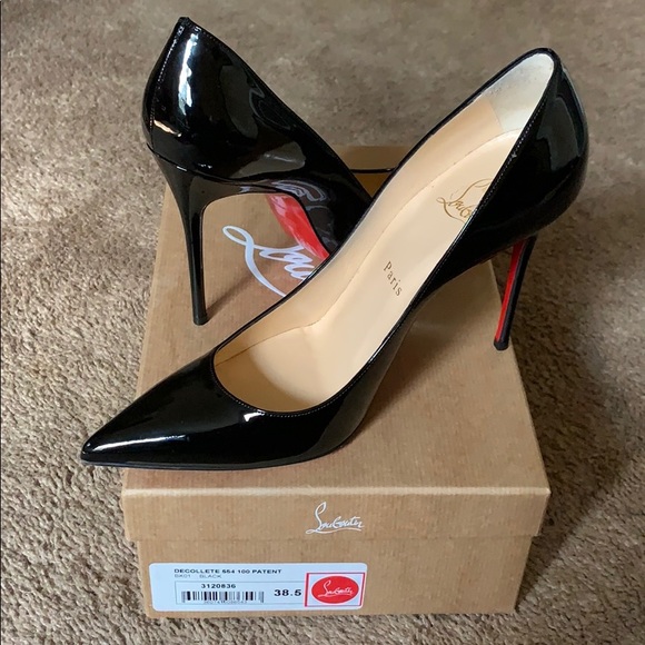 Christian Louboutin ✨ Heels - Picture 1 of 7